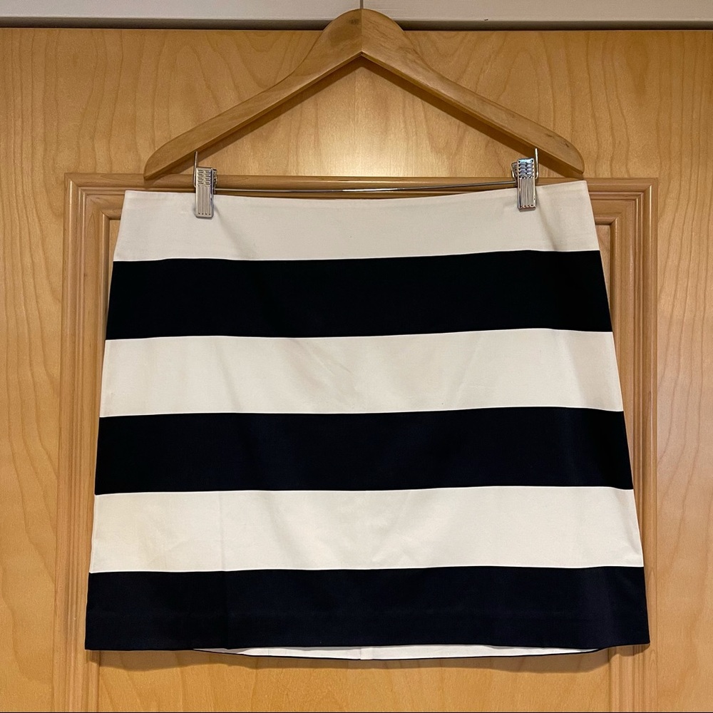 Vineyard Vines Nautical Awning Stripe Skirt